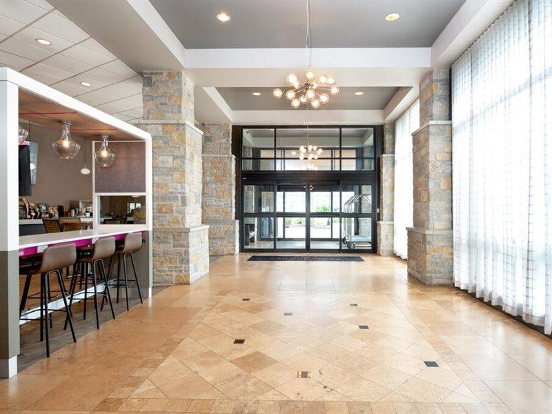 Hotel Crowne Plaza South By Ihg 4*